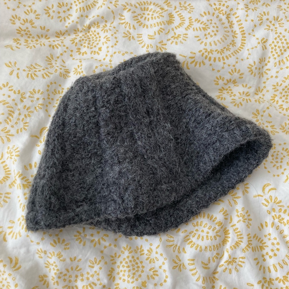 Stylenanda Alpaca Knit Bucket Hat